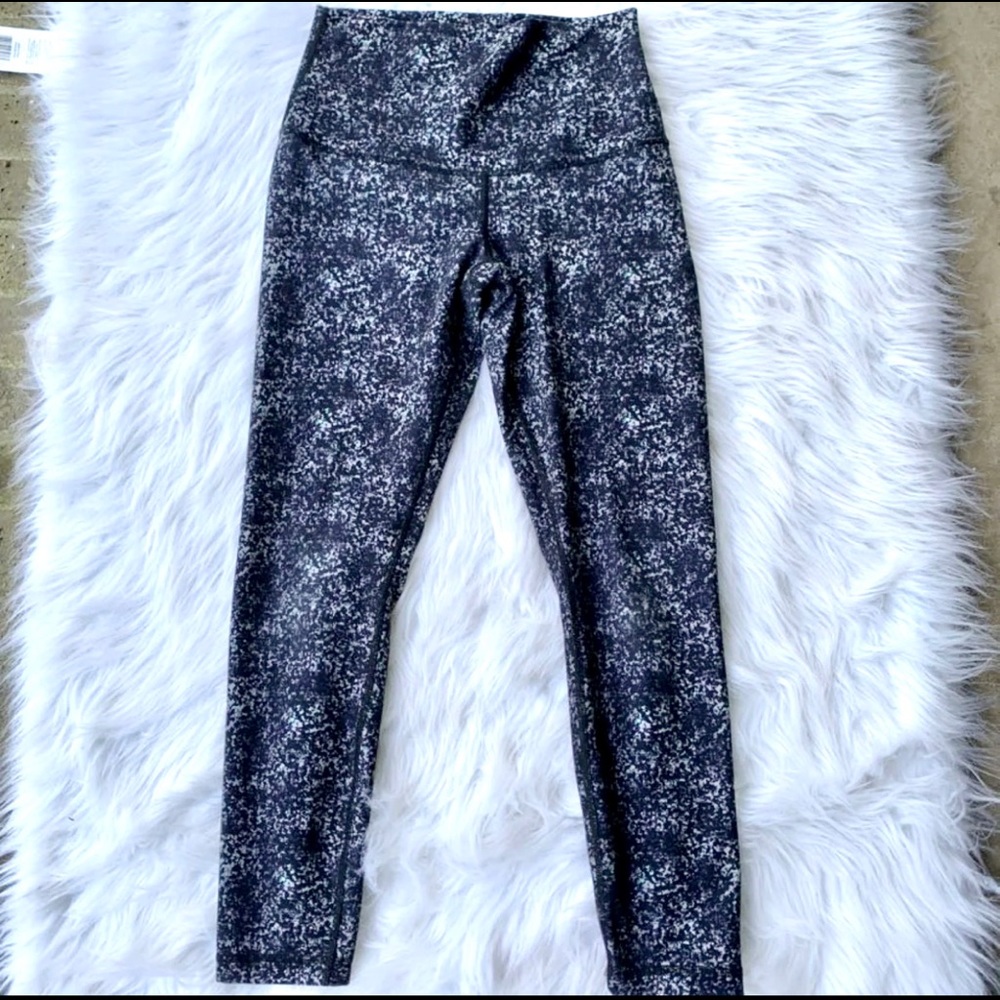 Lululemon Wunder Under leggings High Rise